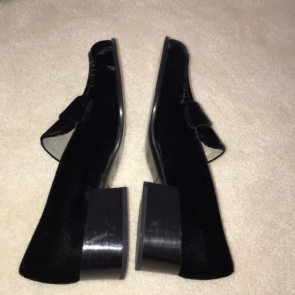 NWOT PRADA VELVET LOAFERS - Picture 4 of 7